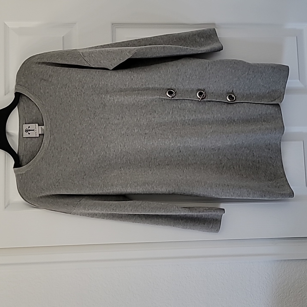 Rain and rose sweater